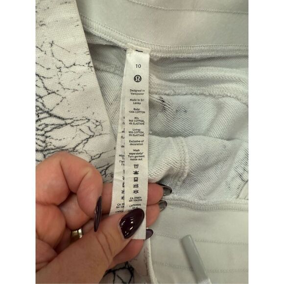 Lululemon Warm Down 7/8 Length Joggers White & Gray Marble sz 10 EUC - Picture 9 of 9